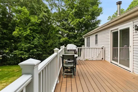 20 Barger Street Cortlandt Manor NY 10567