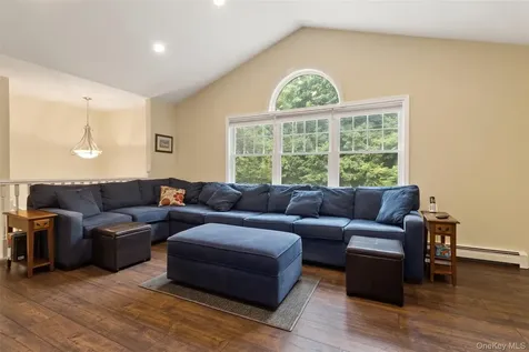 20 Barger Street Cortlandt Manor NY 10567