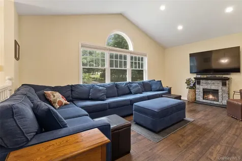 20 Barger Street Cortlandt Manor NY 10567
