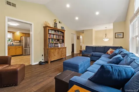 20 Barger Street Cortlandt Manor NY 10567