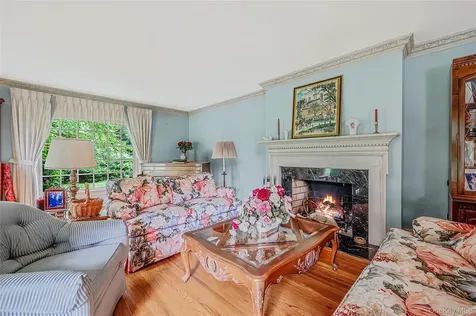 15 Dogwood Hill Brookville NY 11545