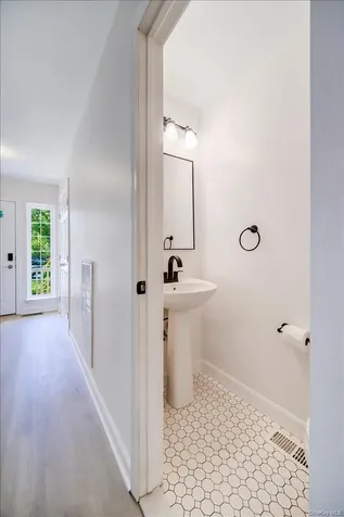 6204 High Ridge Court Wappingers Falls NY 12590
