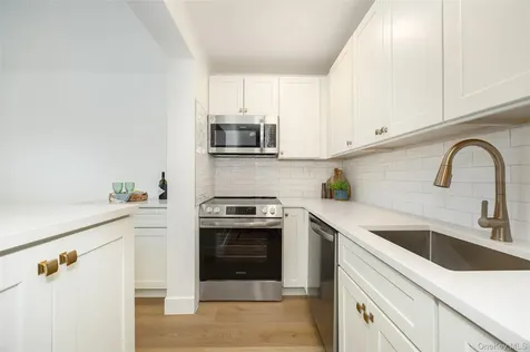 164 Rinaldi Boulevard Poughkeepsie NY 12601