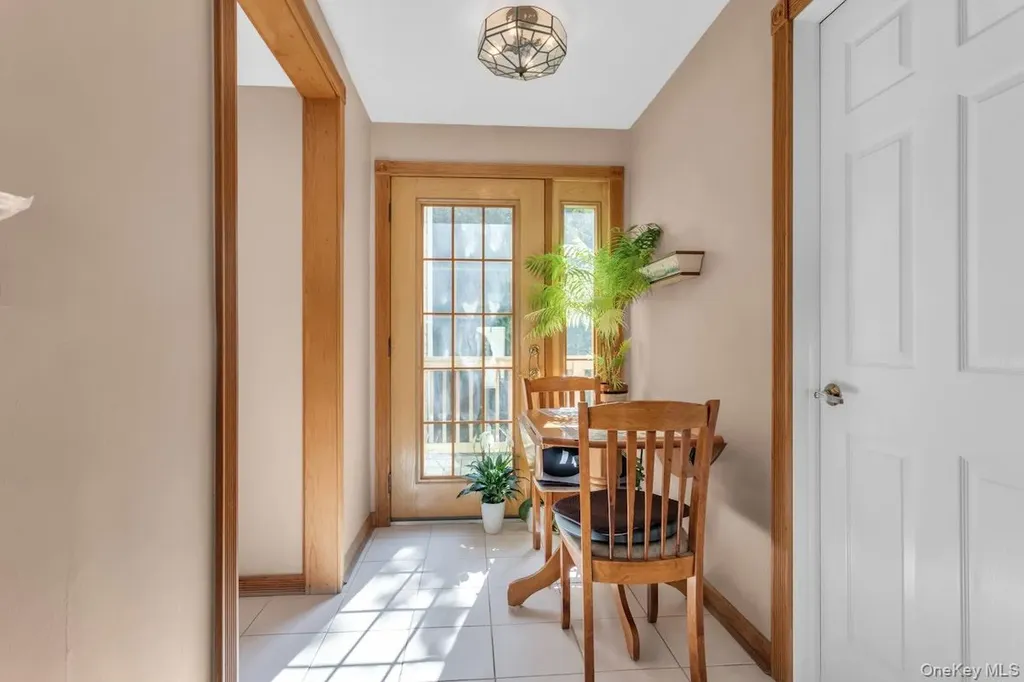 181 Woodbine Avenue Merrick NY 11566