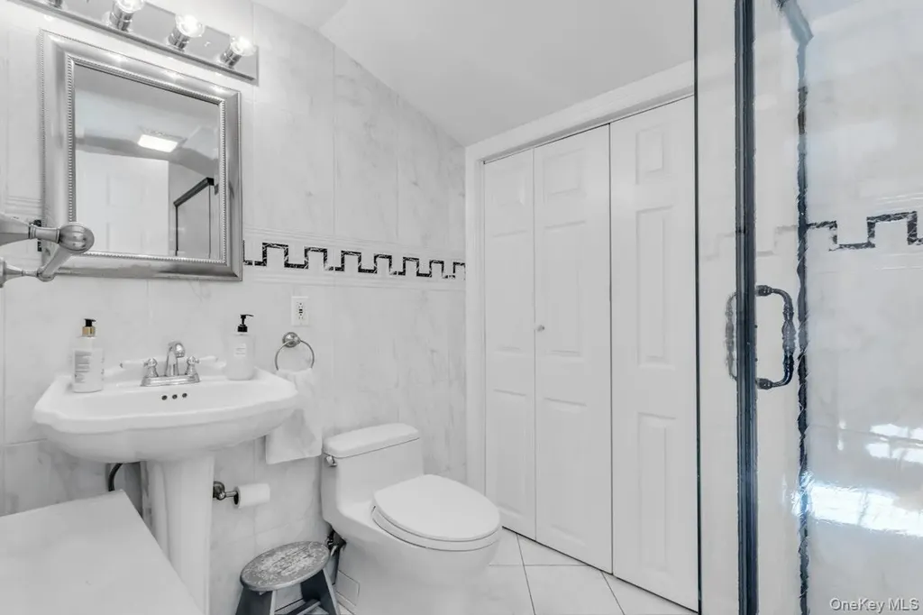181 Woodbine Avenue Merrick NY 11566