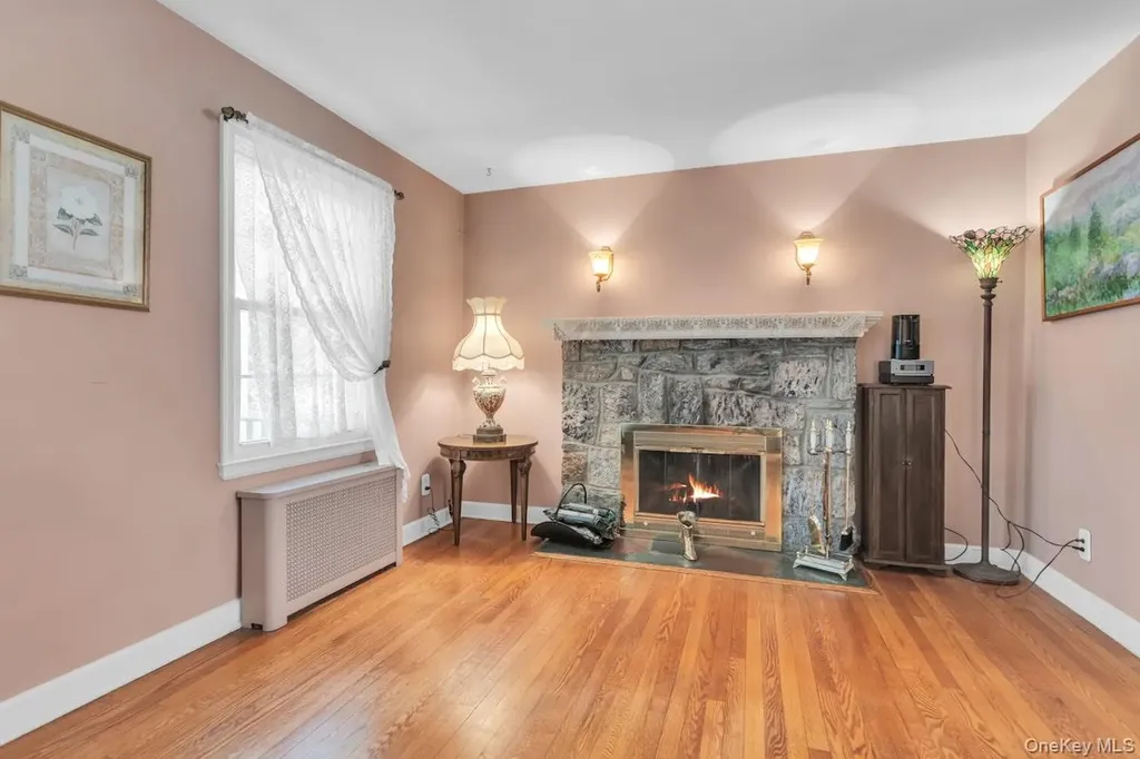 181 Woodbine Avenue Merrick NY 11566