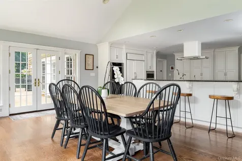 8 Seymour Place W Armonk NY 10504