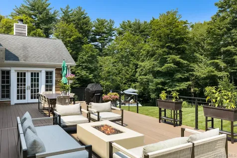 8 Seymour Place W Armonk NY 10504