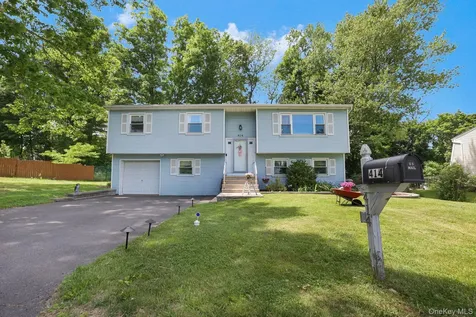 414 Philo Street New Windsor NY 12553