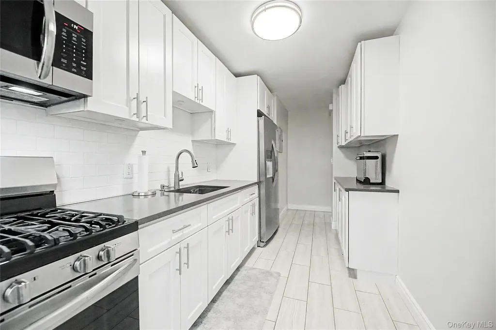 682 Tuckahoe Road Yonkers NY 10710