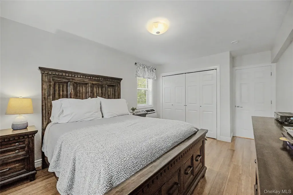 682 Tuckahoe Road Yonkers NY 10710