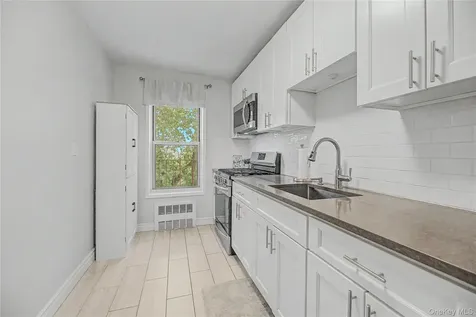 682 Tuckahoe Road Yonkers NY 10710