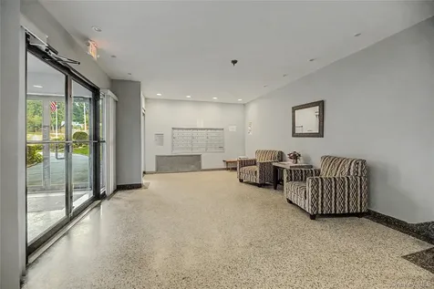 682 Tuckahoe Road Yonkers NY 10710