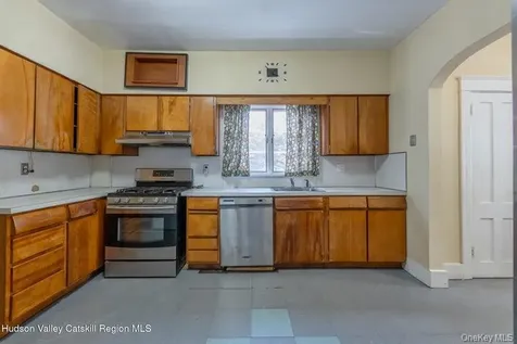 288 Washington Avenue Kingston NY 12401