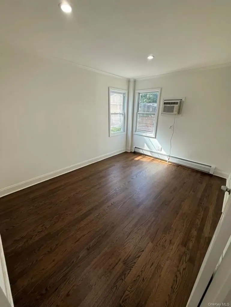 134 Scranton Avenue Lynbrook NY 11563