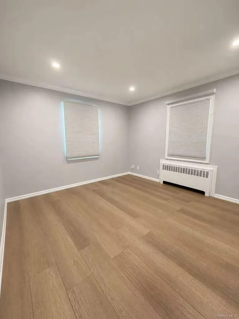 2538 1st Avenue East Meadow NY 11554