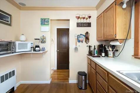 17 Joludow Drive Massapequa Park NY 11762