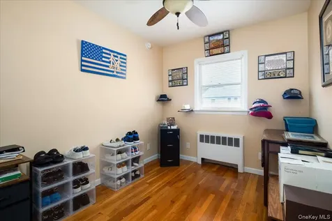 17 Joludow Drive Massapequa Park NY 11762