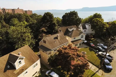 20 Riverview Court Ossining NY 10562