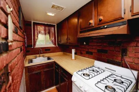 20 Riverview Court Ossining NY 10562