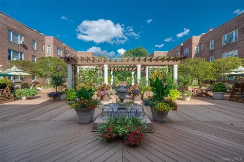 2 Overlook Road White Plains NY 10605