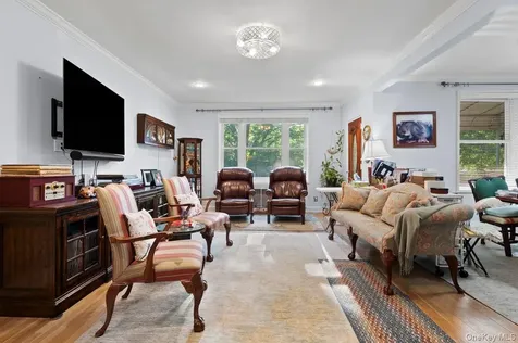 2 Overlook Road White Plains NY 10605