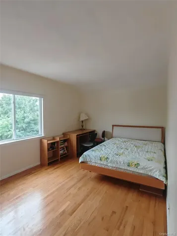 558 Eltingville Boulevard Staten Island NY 10312