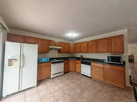 558 Eltingville Boulevard Staten Island NY 10312
