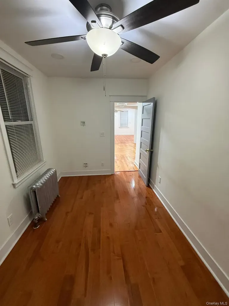 149 W Kingsbridge Road Mount Vernon NY 10550