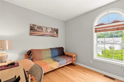 15 Wimbledon Court White Plains NY 10607