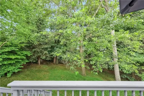15 Wimbledon Court White Plains NY 10607