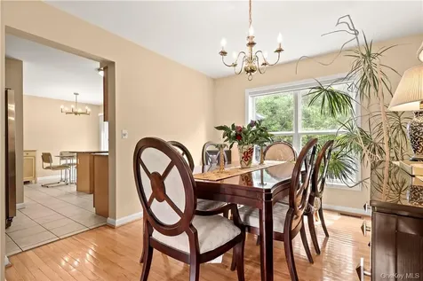 15 Wimbledon Court White Plains NY 10607