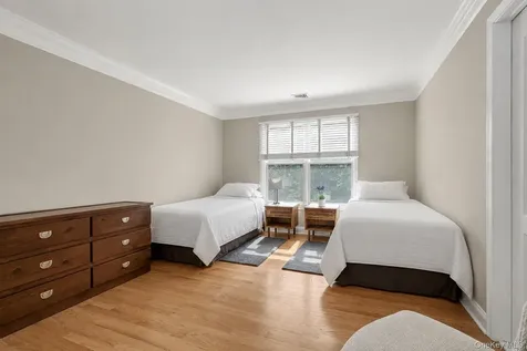 49 Miller Circle Armonk NY 10504