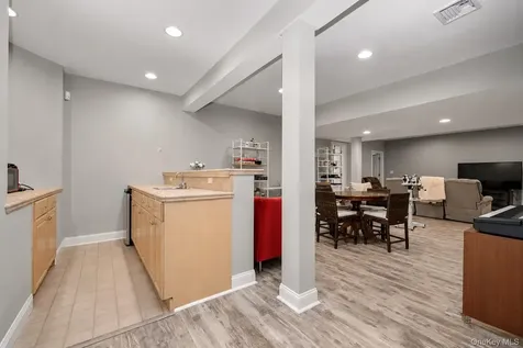 49 Miller Circle Armonk NY 10504