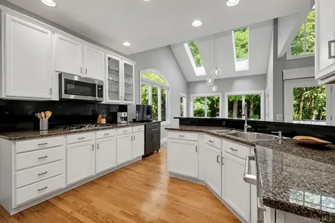 49 Miller Circle Armonk NY 10504