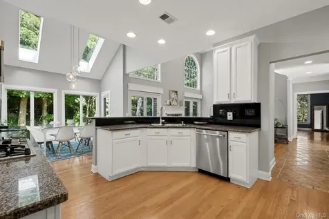 49 Miller Circle Armonk NY 10504