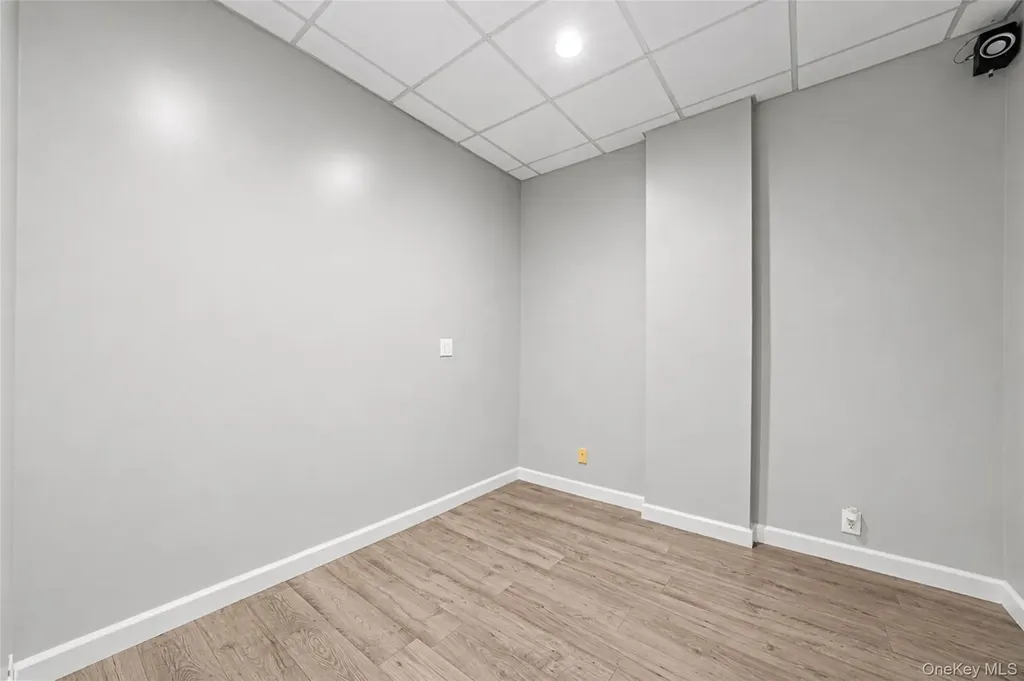 285 Broadway Bethpage NY 11714