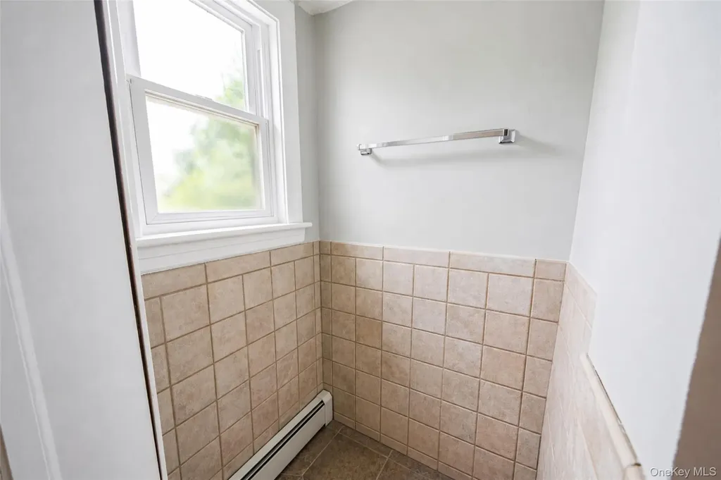 285 Broadway Bethpage NY 11714