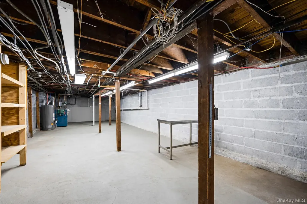 285 Broadway Bethpage NY 11714