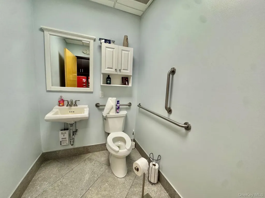 19 Suffolk Street Freeport NY 11520