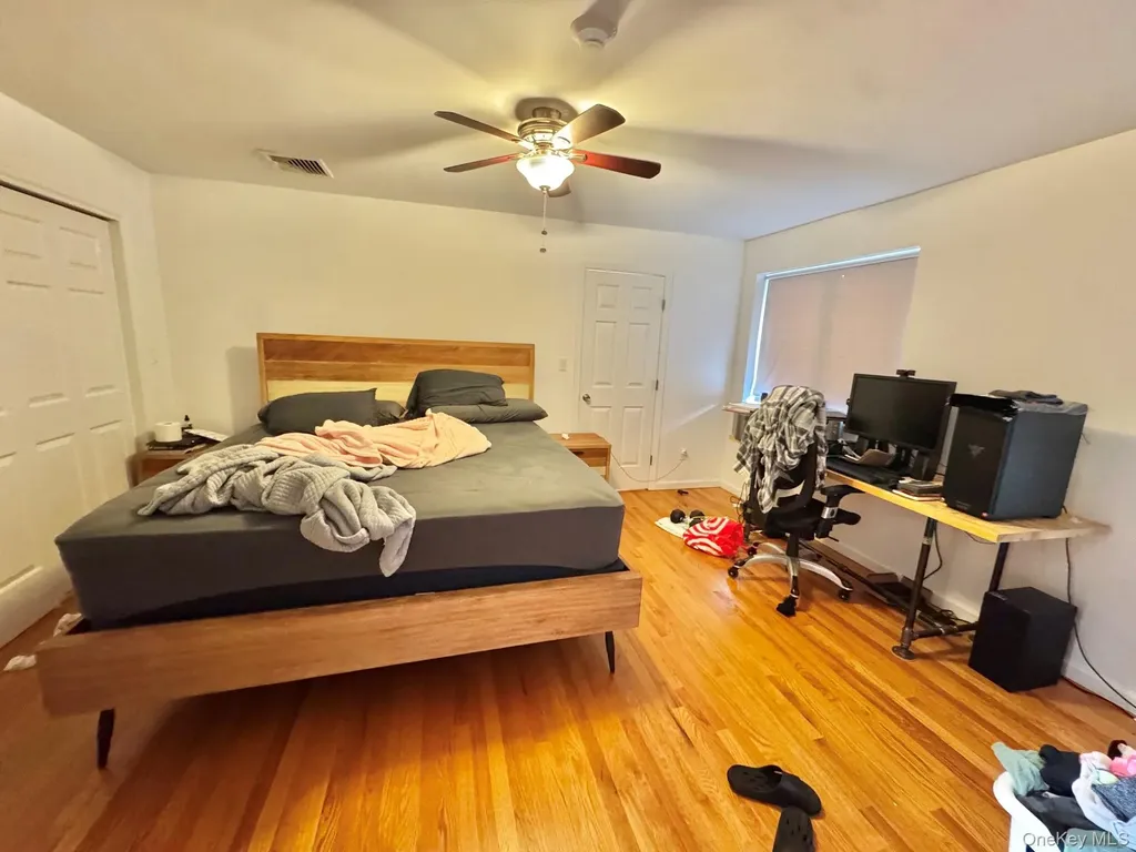 19 Suffolk Street Freeport NY 11520