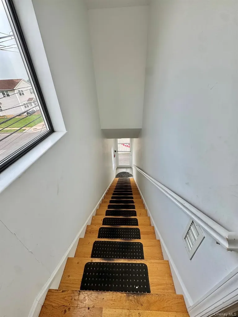 19 Suffolk Street Freeport NY 11520