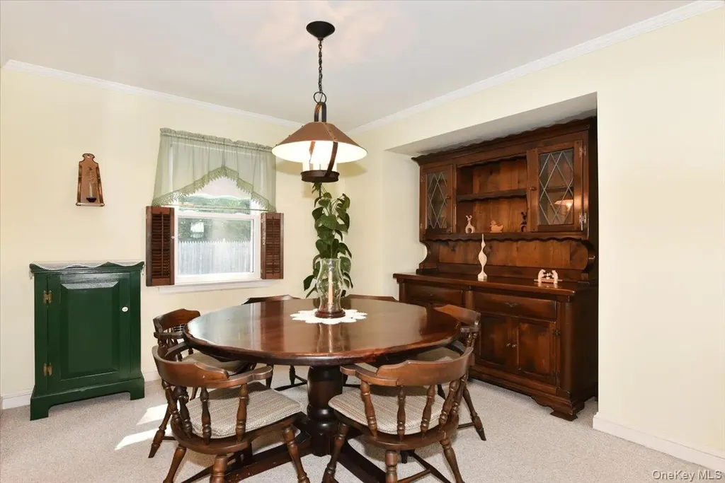 145 Benedict Avenue Valley Stream NY 11580
