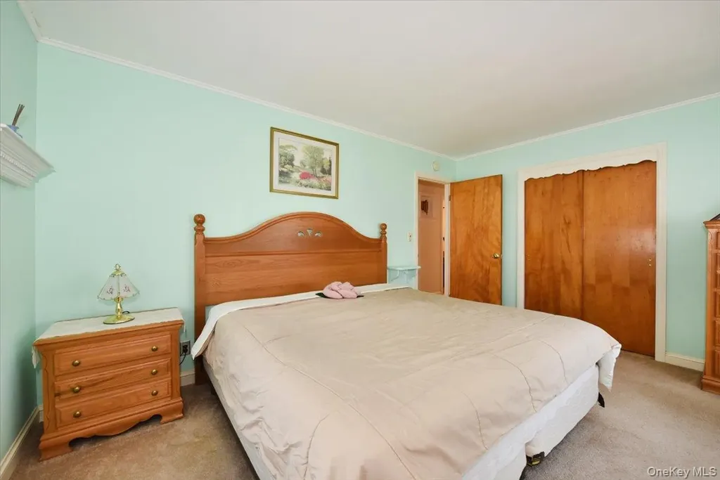 145 Benedict Avenue Valley Stream NY 11580