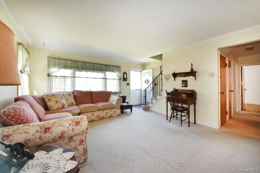 145 Benedict Avenue Valley Stream NY 11580