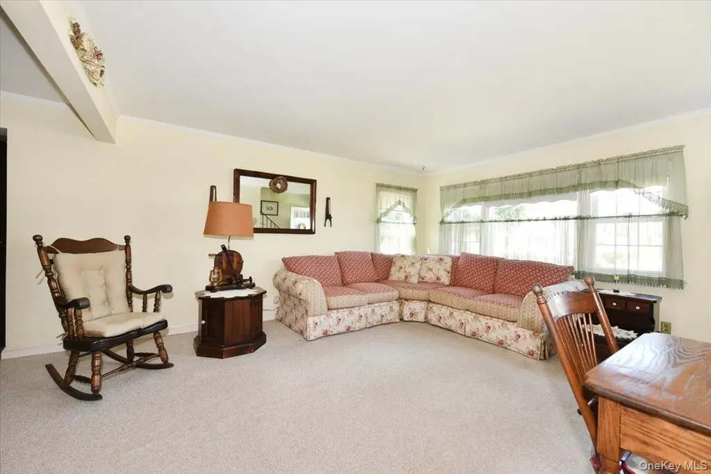 145 Benedict Avenue Valley Stream NY 11580