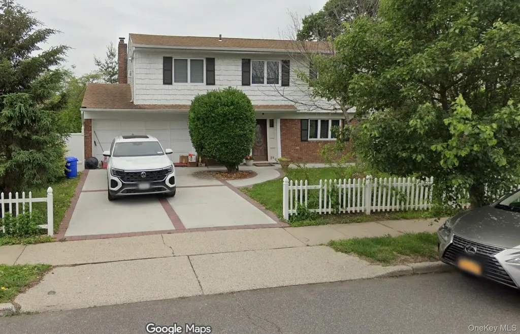 214 Park Avenue New Hyde Park NY 11040