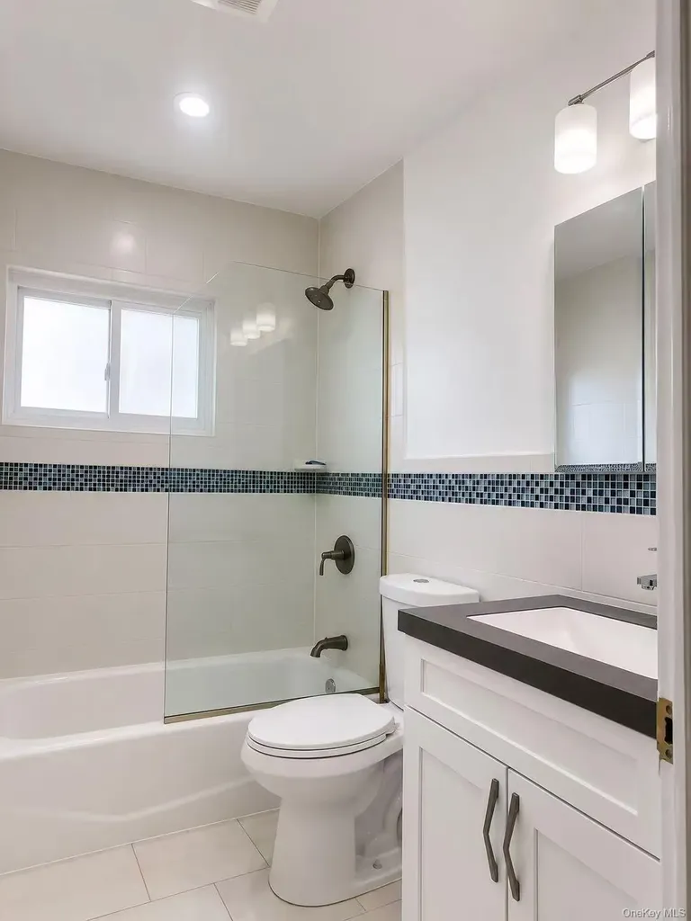 278 N 4th Street Bethpage NY 11714