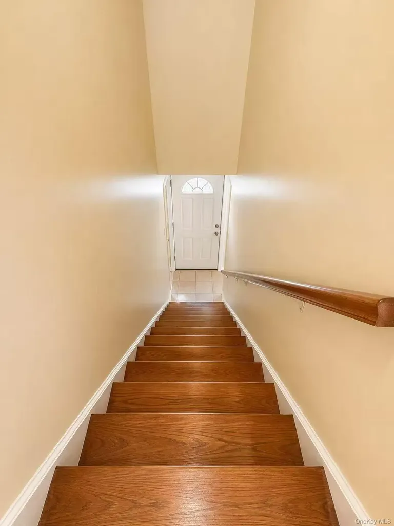 278 N 4th Street Bethpage NY 11714