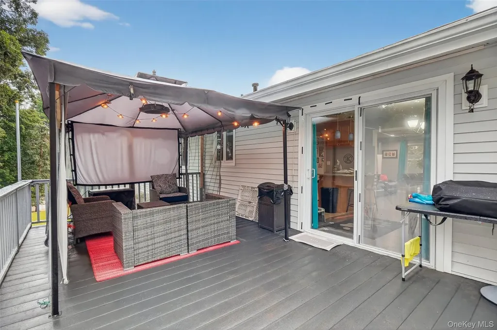 149 Cole Court Buchanan NY 10511